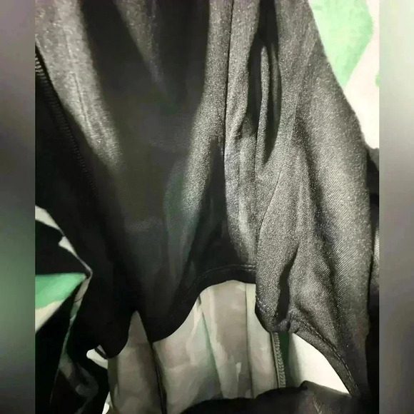 Nine West Women’s Black & Green Floral  Dress - Picture 14 of 16